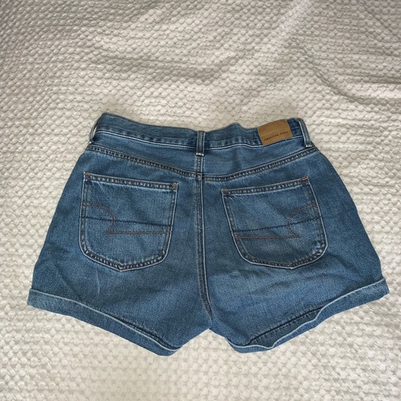 AE High Waisted Mom Fitting Denim Shorts - Picture 2 of 2